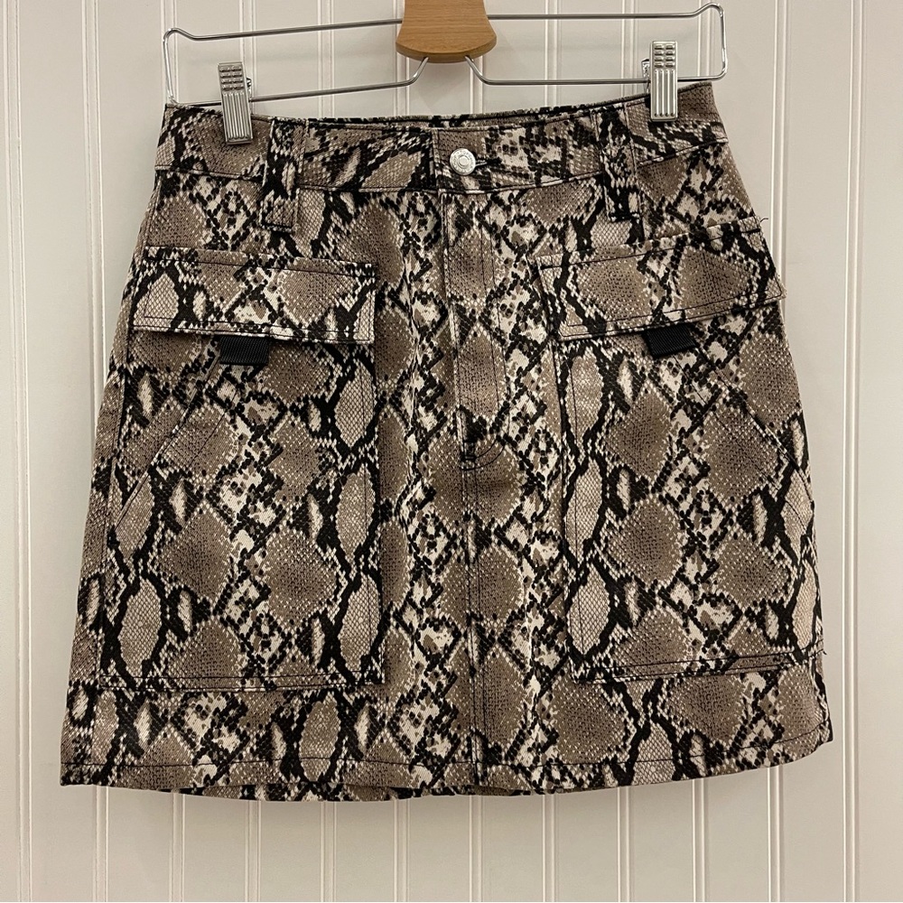 TopShop Snake Print Denim Mini Skirt Sz 6